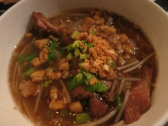 泰式水鴨湯河粉