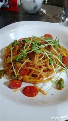 Customised veggie linguine - 銅鑼灣的世家意大利餐廳