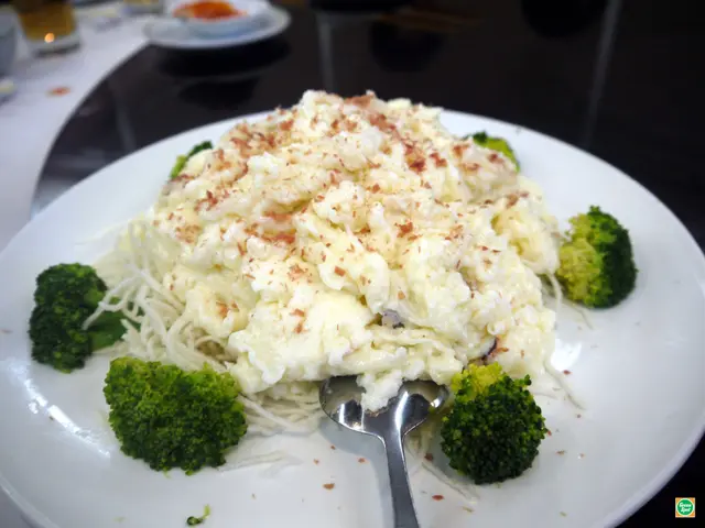 鮮蟹肉大良炒奶