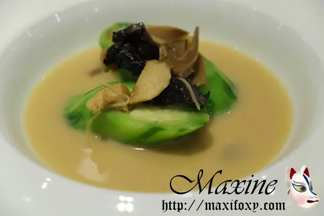 翠玉魚湯浸雙菌