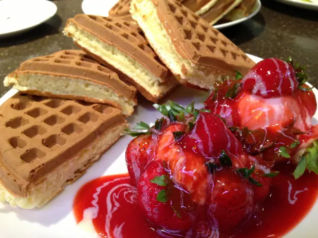 草莓冰淇淋鬆餅