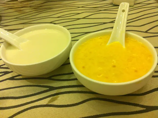 生磨杏仁茶和楊枝金露