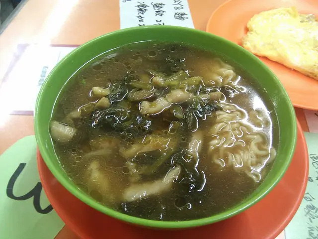 鰂魚涌榮興-茶餐轉丁