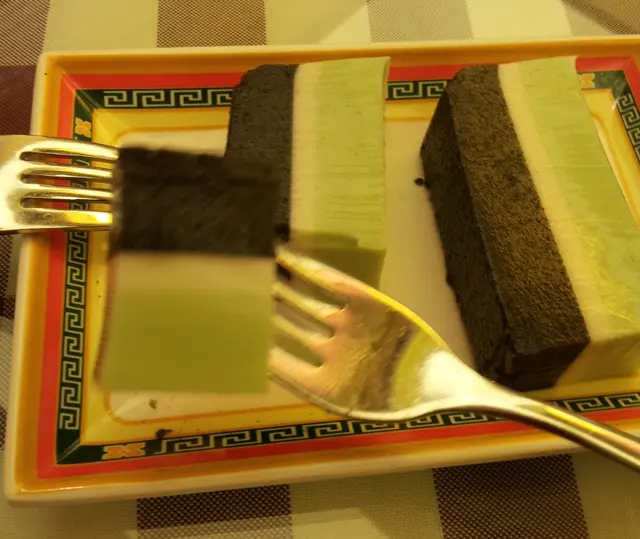 糕身軟硬剛好,夠企身,吃得出是真材實料的。