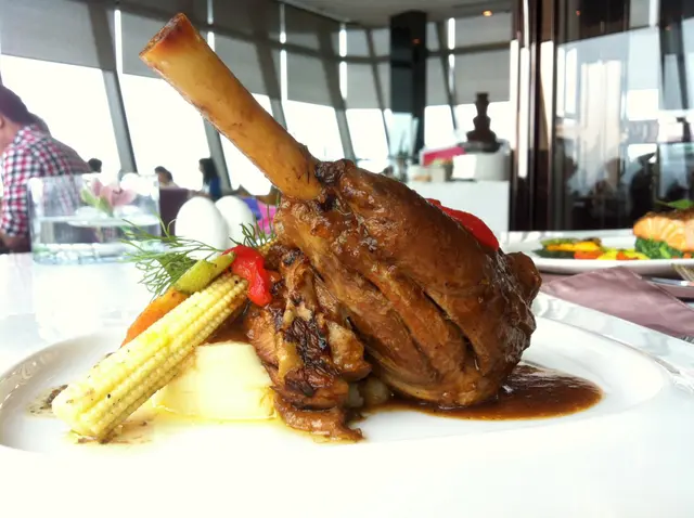 低溫燴羊膝,味淡肉嫩滑