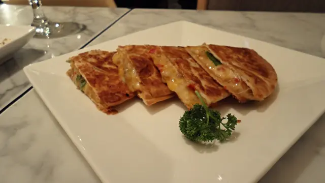 意大利肉腸芝士餡餅