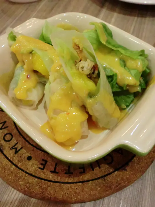 軟殼蟹芒果米紙卷