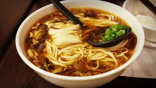 酸辣湯拉麵