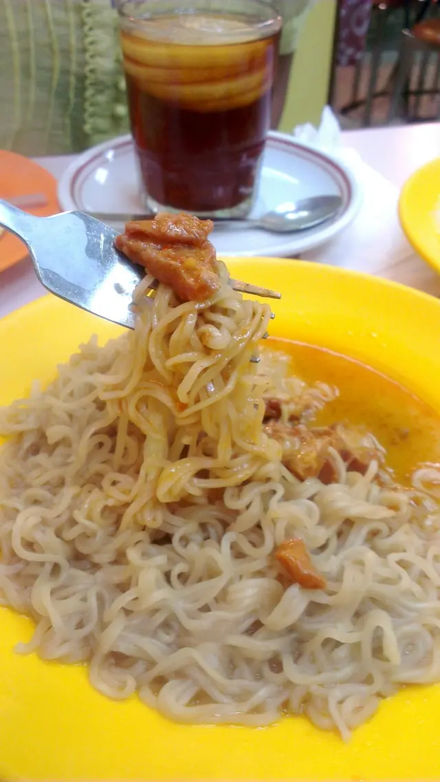 五香肉丁麵