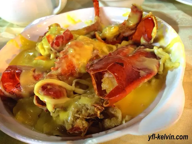 芝士龍蝦配伊麵底