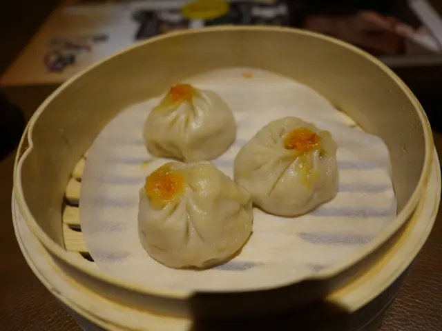 Xiao Long Bao with crab and pork meat inside, it was good, but nothing special when it comes to xiao long bao.