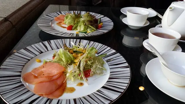 挪威煙三文魚沙律