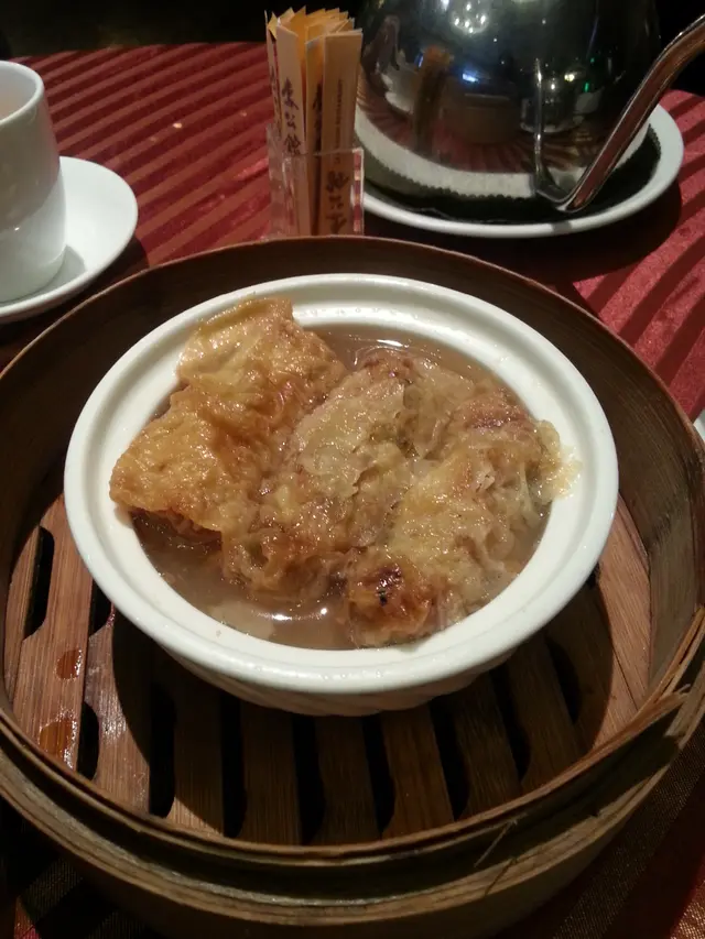 鯊魚骨湯鮮竹卷