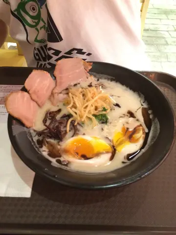 豚骨浓汤特制拉面