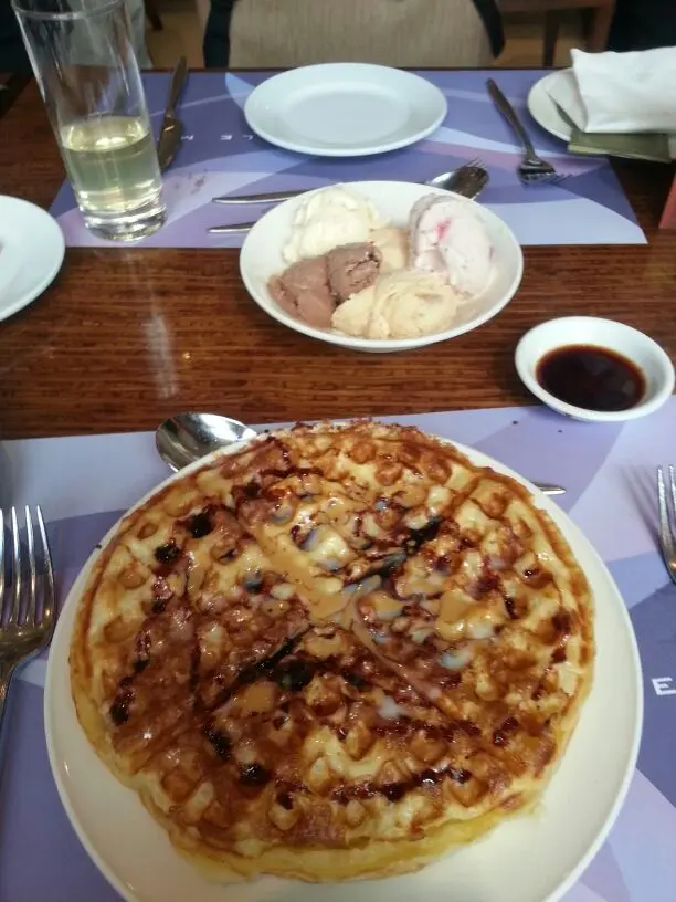 kim整的格仔餅 又熱又脆 好味