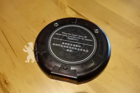 買咖啡也設有感應器提示了