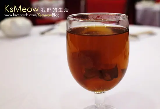 清潤的木瓜龍利葉，甜度不高，適合秋冬喝著！