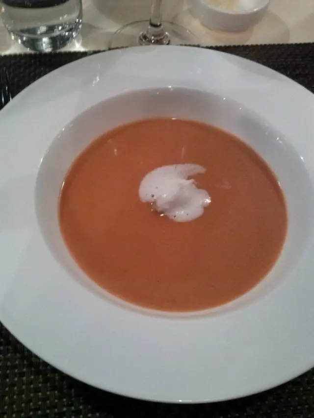 蟹肉鮮，湯好好味。不過少的。