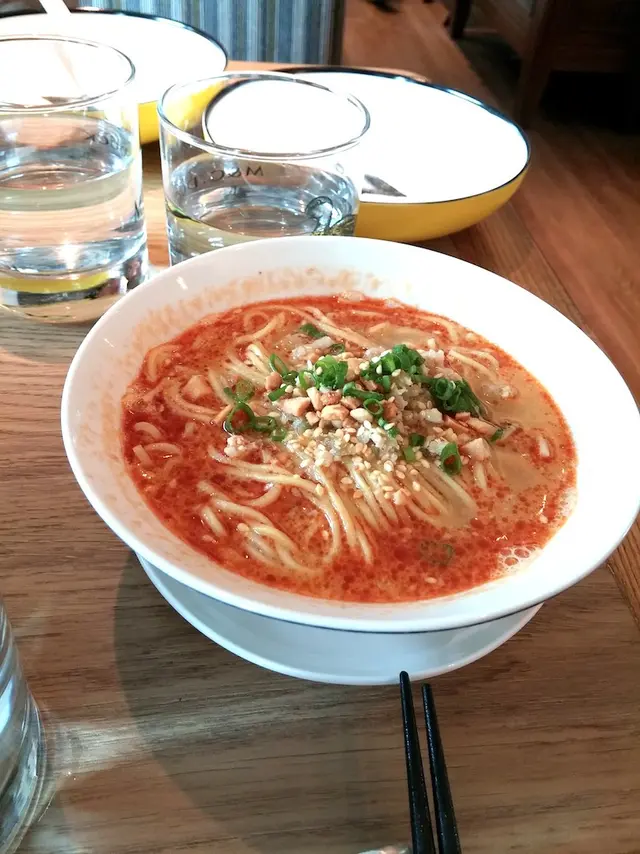 小小一碗麵