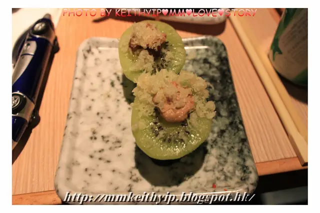 鵝肝其實唔錯架但我拆走了奇異果囉唔明都唔想試