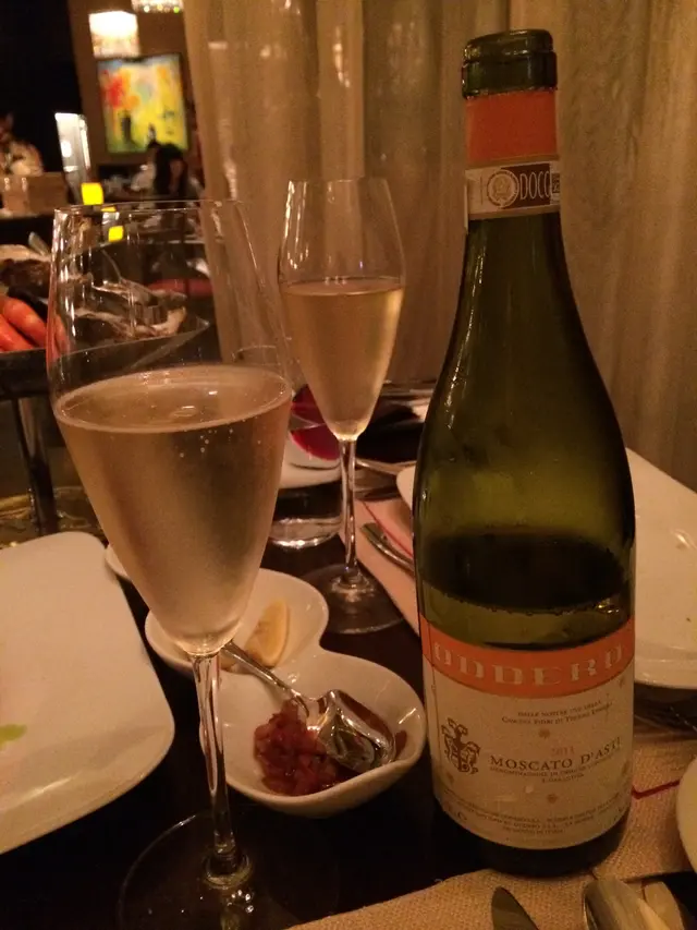 sparkling wine