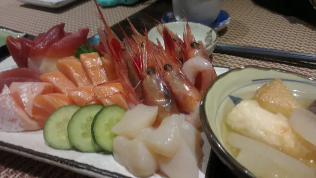 三文魚，甜蝦，帆立貝，北寄貝，必食