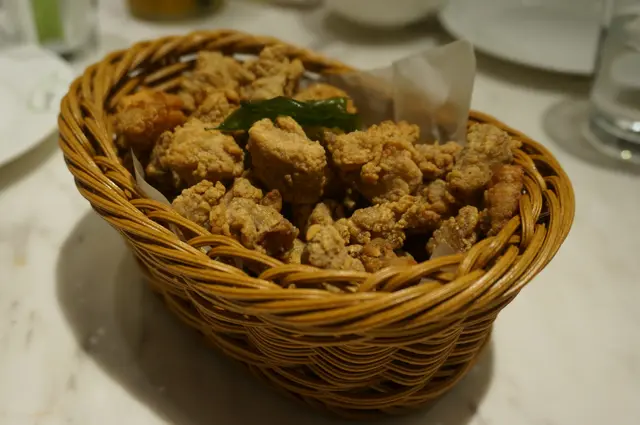 鹽酥皮炸得硬了些