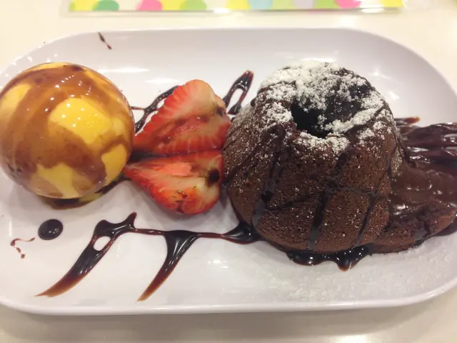 朱古力味濃，充足流心。