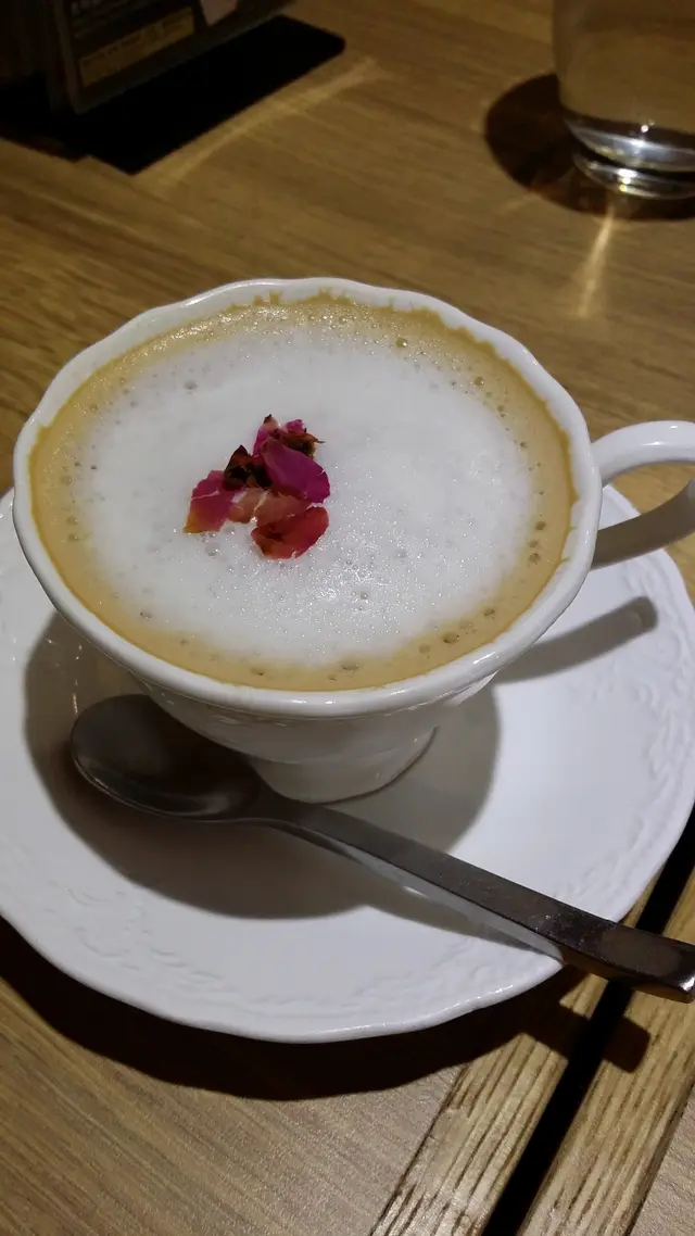 ROSE MILK TEA