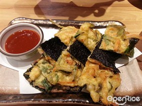 紫菜海鮮餅 - 屯門的黑福多拉麵