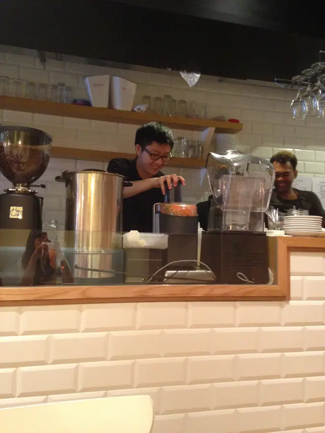 鮮榨果汁的過程一遺~