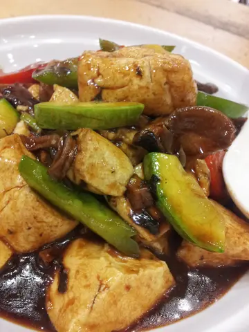 榄菜野菌炆豆腐