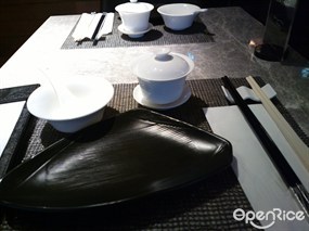 TABLE SETTING - 中環的霸王川莊