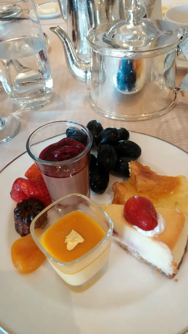 冇法抗拒的精美甜品。香濃芝士蛋糕，必食！