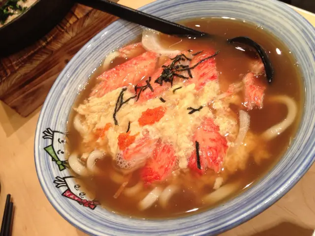 「滑蛋蟹籽巨型蟹柳讚歧手打烏冬」$52