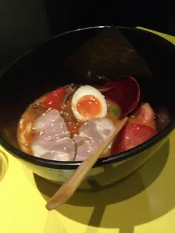 蕃茄叉烧拉面