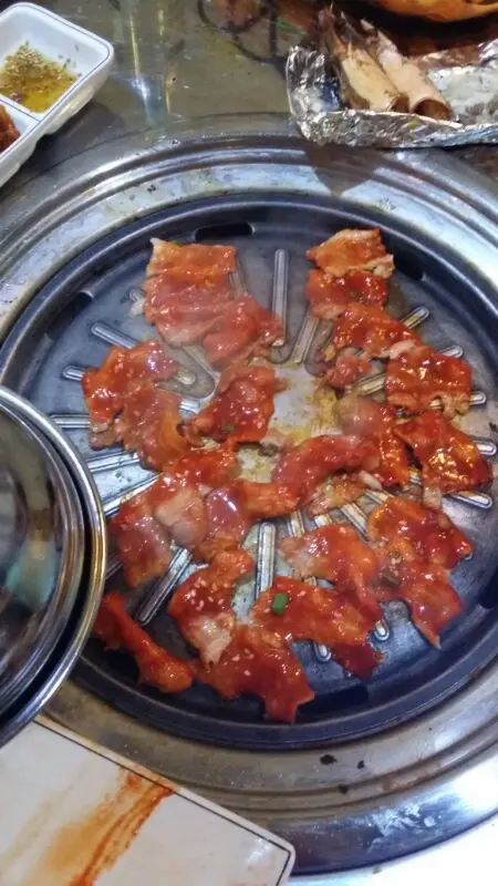 薄切醬汁腩肉，個feel有D似熱浪薯片,我麻麻地，但D女士話正喎!都可一試