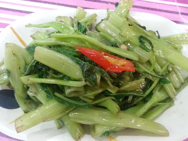 蝦醬通菜$35