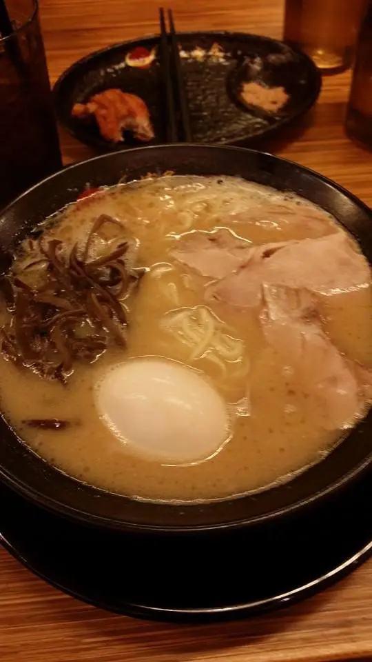 博多濃厚豬骨拉麵