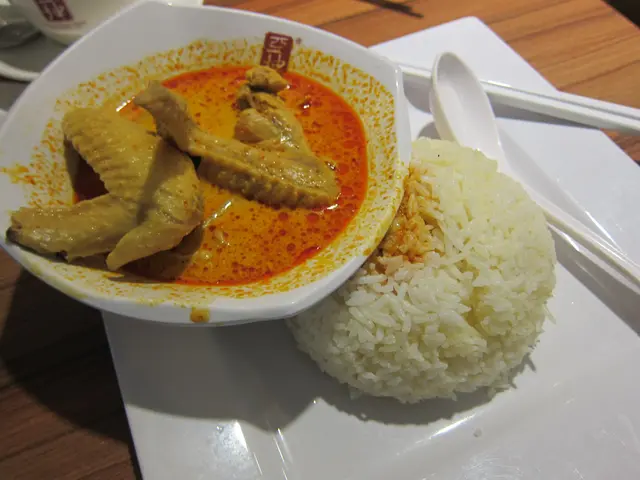 咖哩雞飯