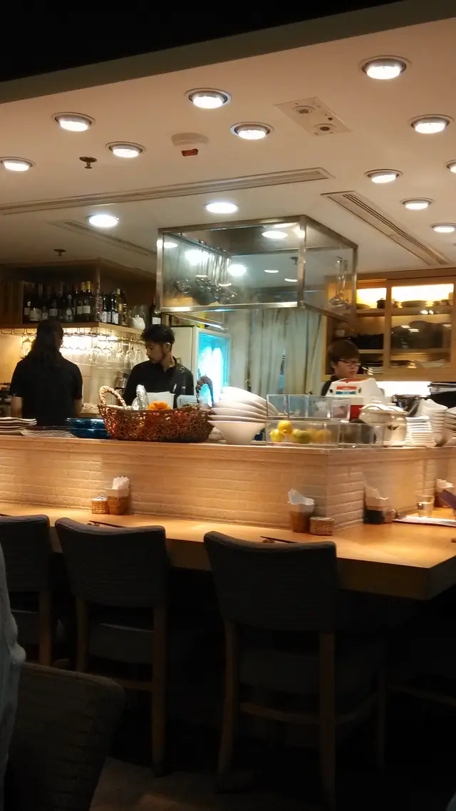 開放式廚房可看到店員的工作態度和專注度