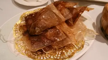 纸包骨