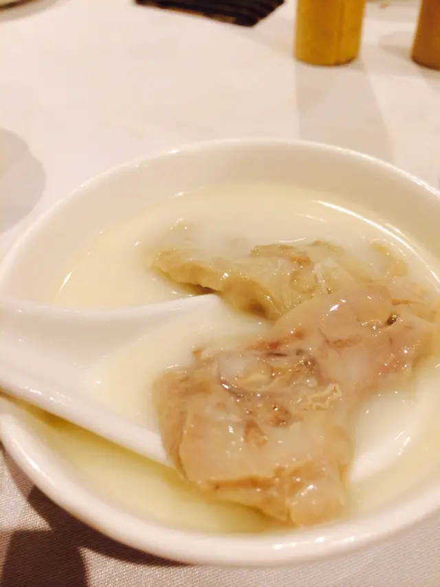 杏汁豬肺湯
