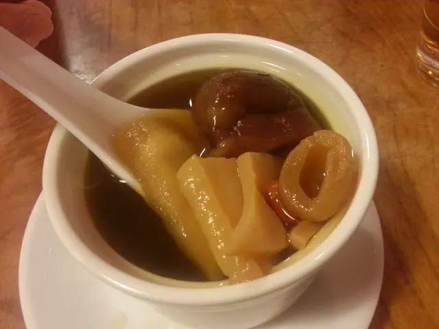 用料十足的響螺湯