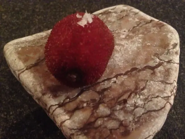 微甜微酸,薰衣草香