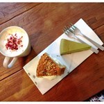 祁門玫瑰奶茶 + 綠茶芝士蛋糕 + 黑糖桂花戚風蛋糕