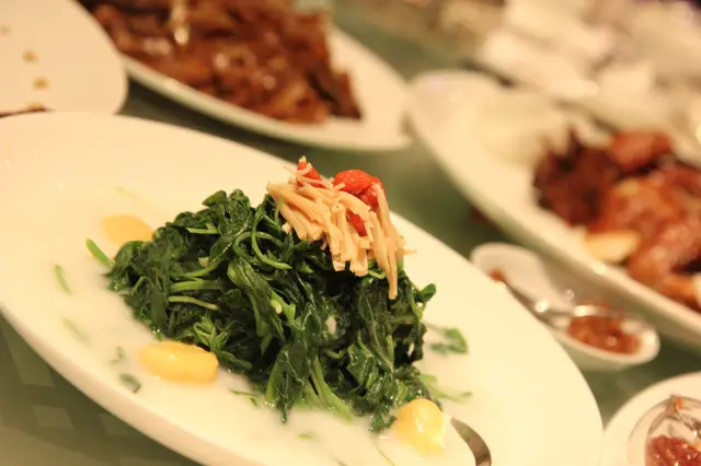 甘栗米皇浸菜苗