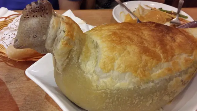 酥皮焗青咖哩海鮮