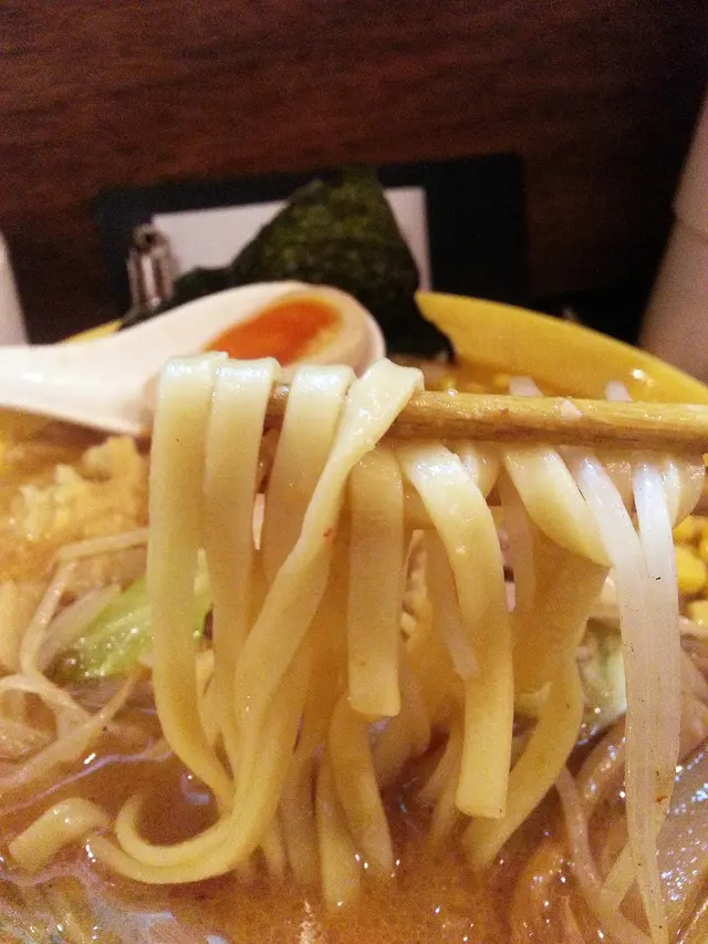 自家製的麵條都幾有厚度,容易掛湯又有嚼勁