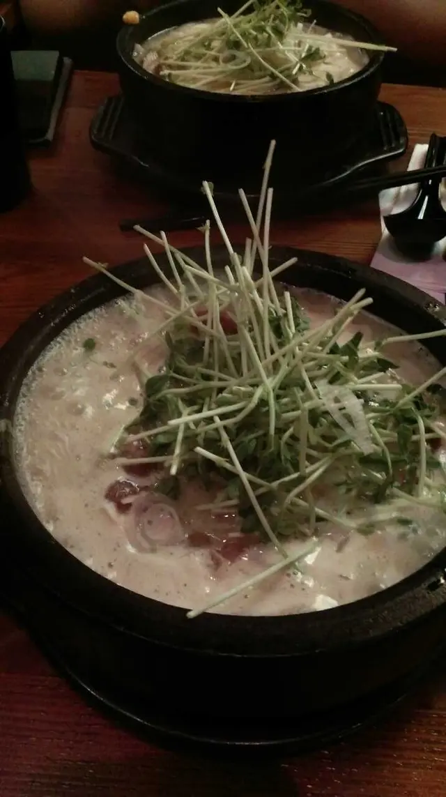 估唔到牛肉烏冬都好得wor!!! 大家睇相都會見到萬豚屋的烏冬碗碗都係熱辣辣的滾緊的。